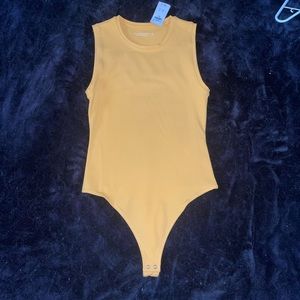 Abercrombie and Fitch yellow seamless fabric crewneck tank bodysuit size small